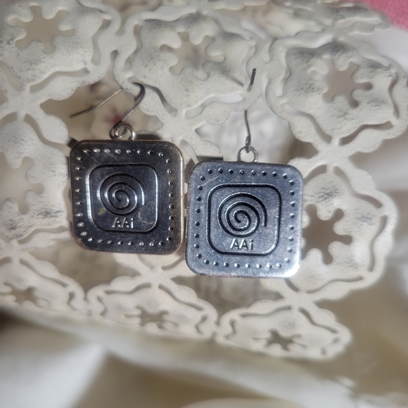 Vintage Skull Punk Goth Rock Earrings - Picture 2 of 2